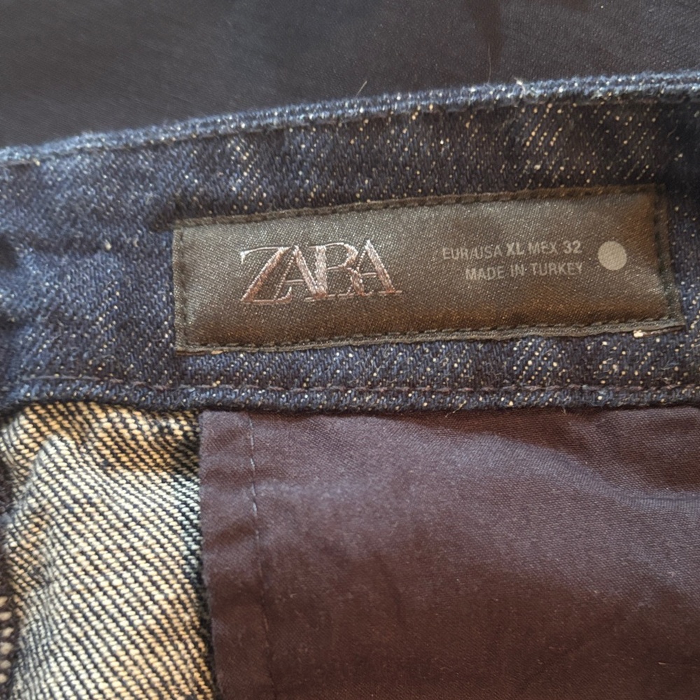 NWT Zara Dark Blue Denim High Waist Women's Shorts - Picture 3 of 3